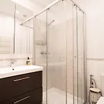 Main Street Mayor-nagusi With Ac