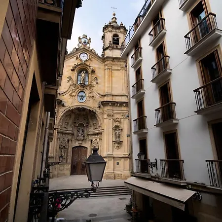Main Street Mayor-nagusi With Ac San Sebastián